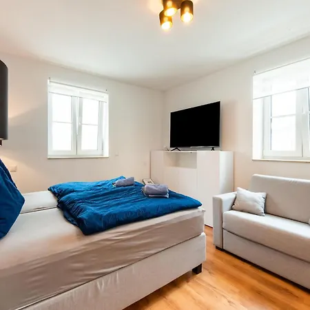 Apartment Lovely In *