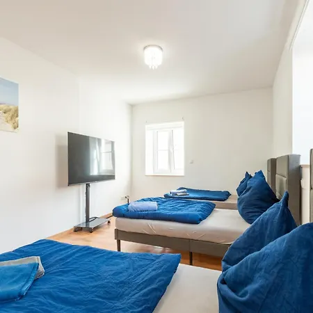 Apartment Lovely In *